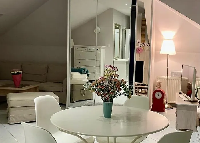 W Porcie Przy Latarni Апартаменты